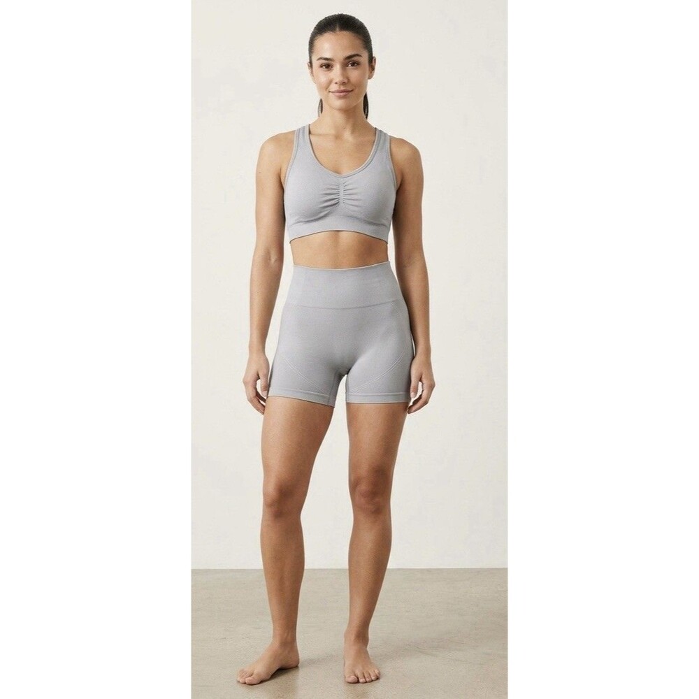 New Athletic Set: Ribbed Gray Top & Shorts (M)